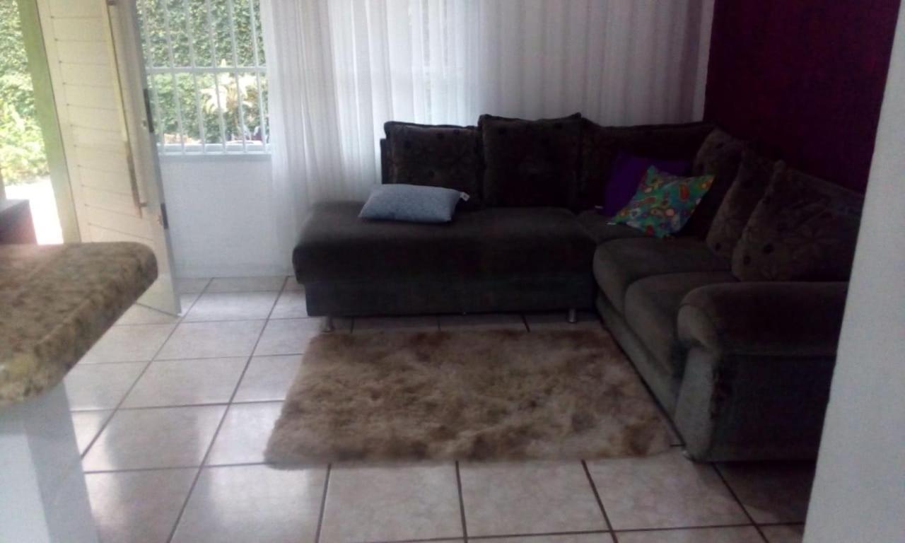 Charmoso Apto Com Clima De Casa Em Canasvieiras Florianópolis Екстериор снимка